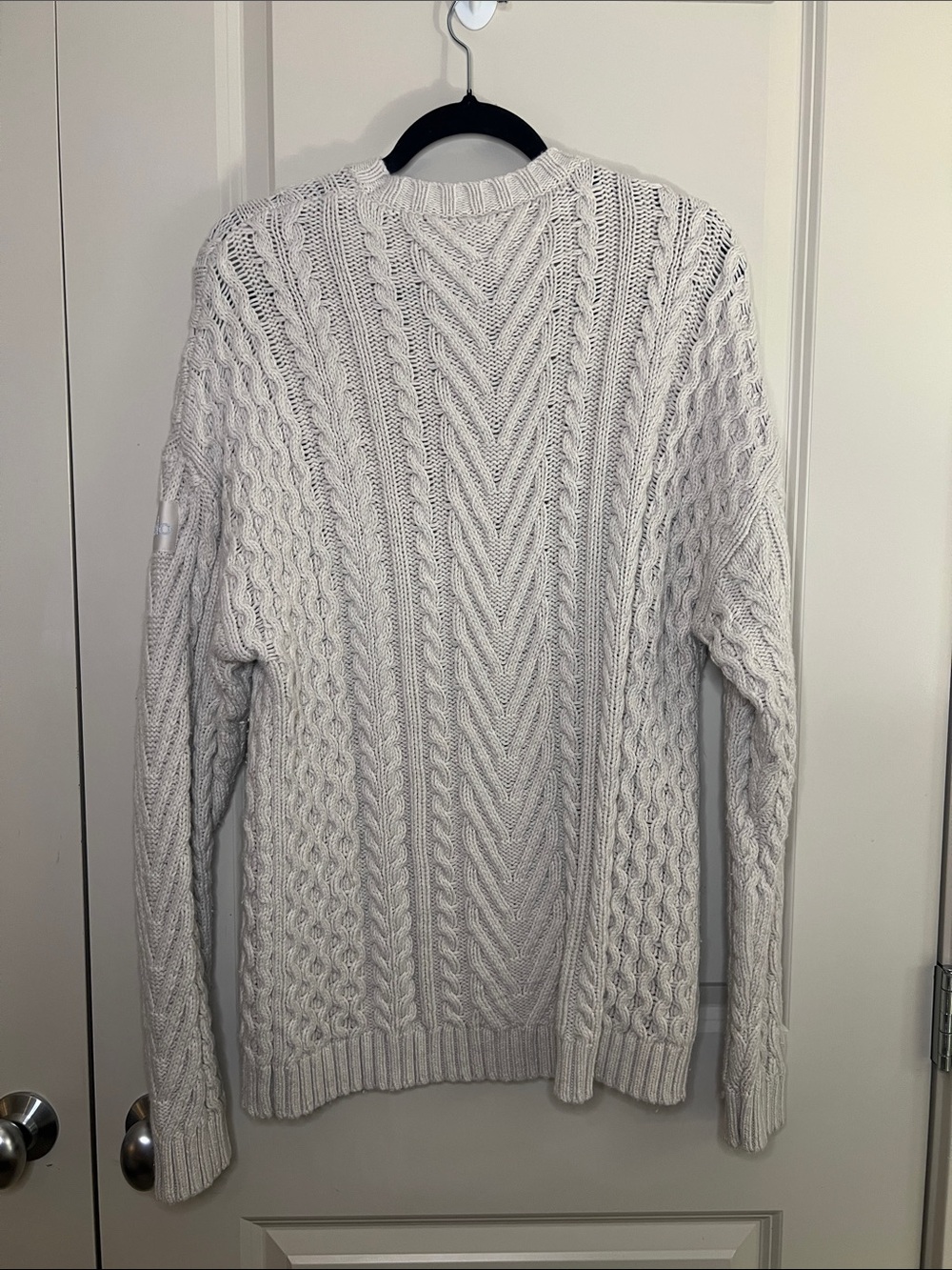 ALO Yoga Cable Knit Crew Neck Sweater - Picture 8 of 8